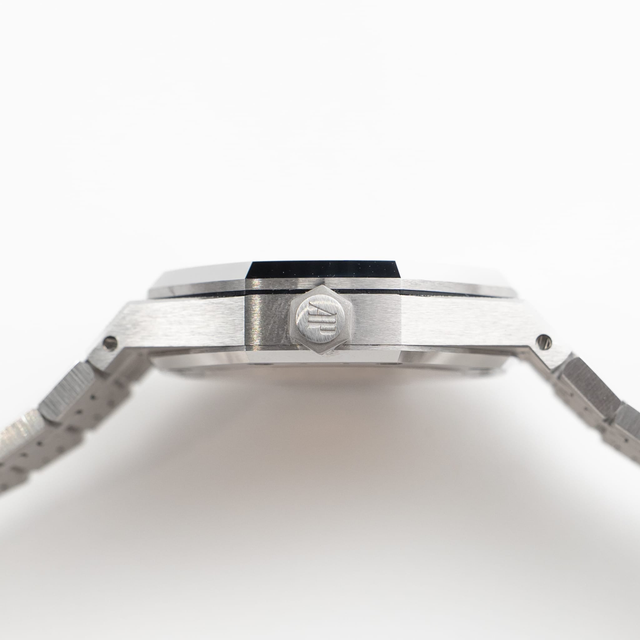 Umbraux A Vauban Double Balance Wheel White Gold Rainbow Sapphires