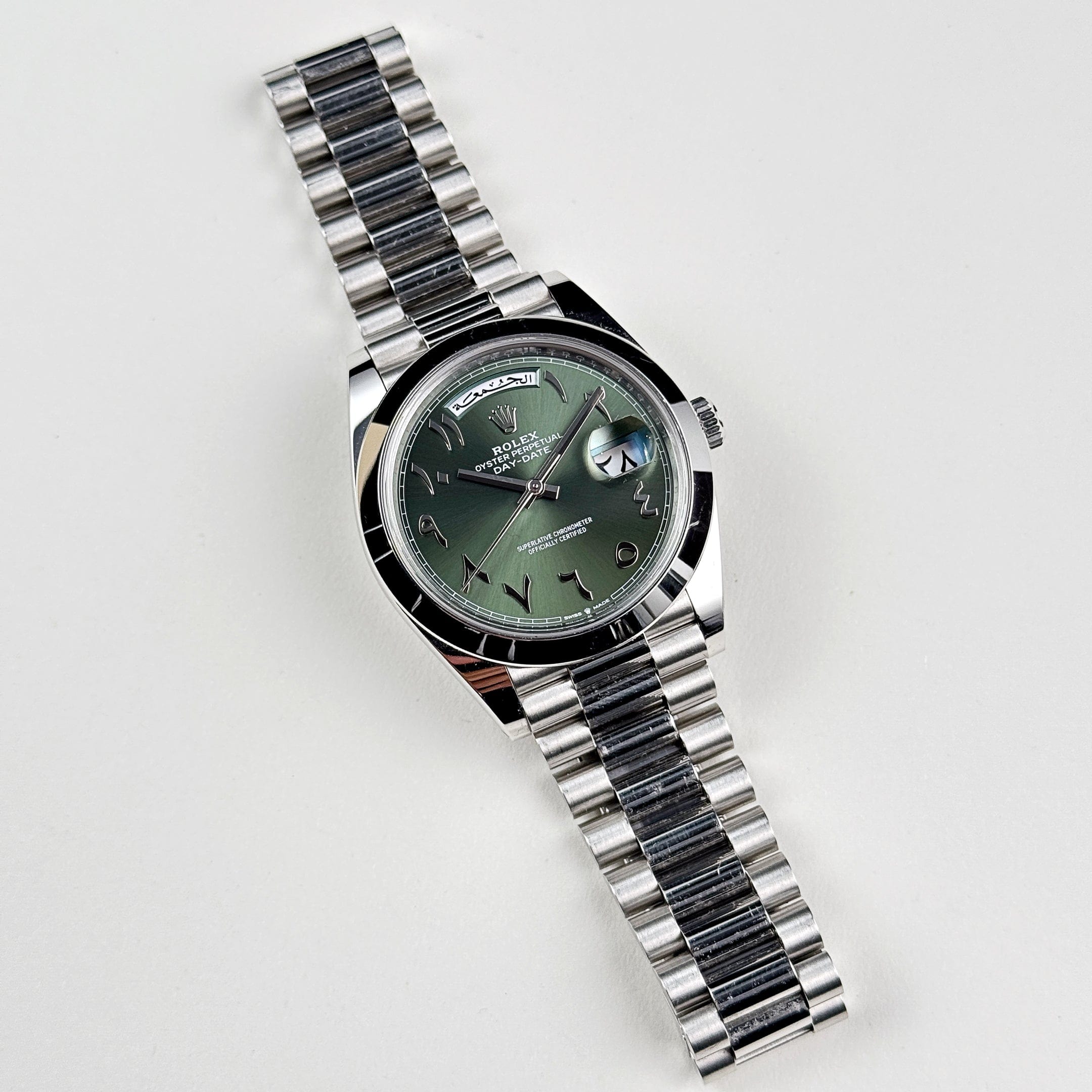 Umbraux Date 5101 40mm Platinum Olive Green