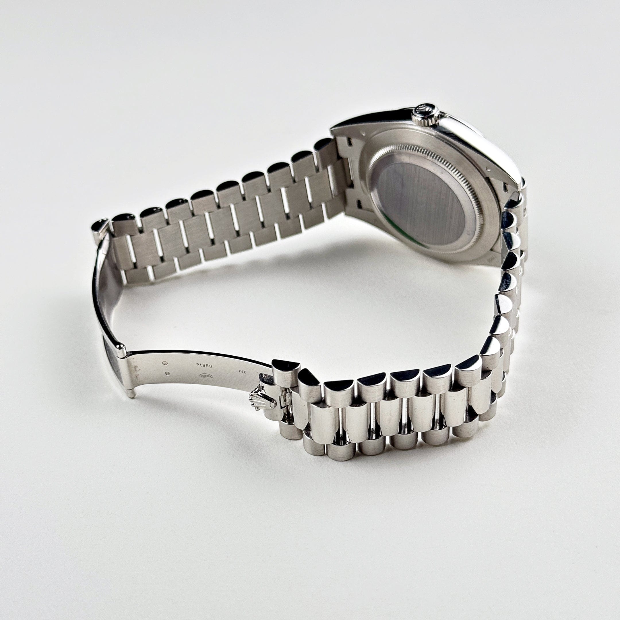 Umbraux Date 5101 40mm Platinum Olive Green