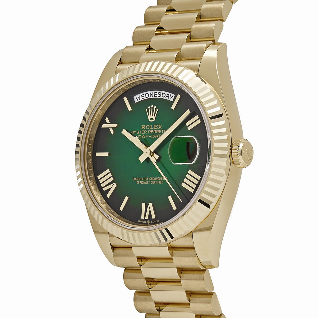 Umbraux Date 5105 40mm Yellow Gold Green Ombre