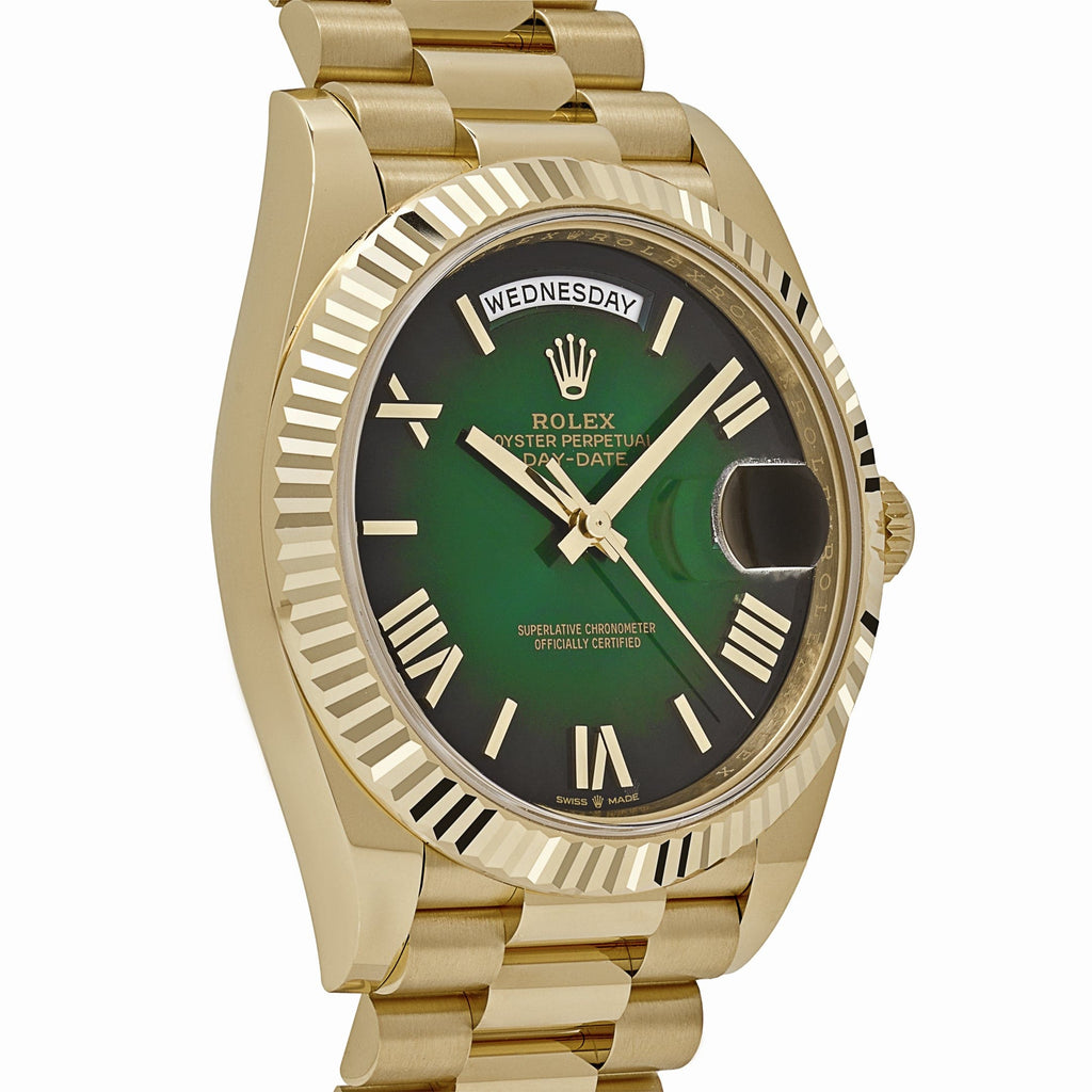 Umbraux Date 5105 40mm Yellow Gold Green Ombre