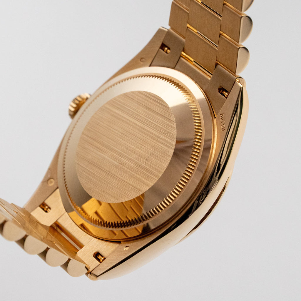 Umbraux Date 5105 36mm Yellow Gold Green