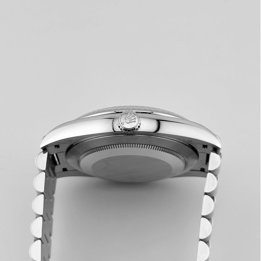 Umbraux Date 5104 40mm Platinum Ice Blue