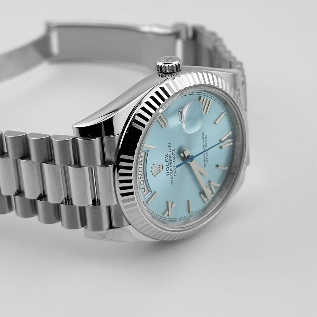 Umbraux Date 5104 40mm Platinum Ice Blue