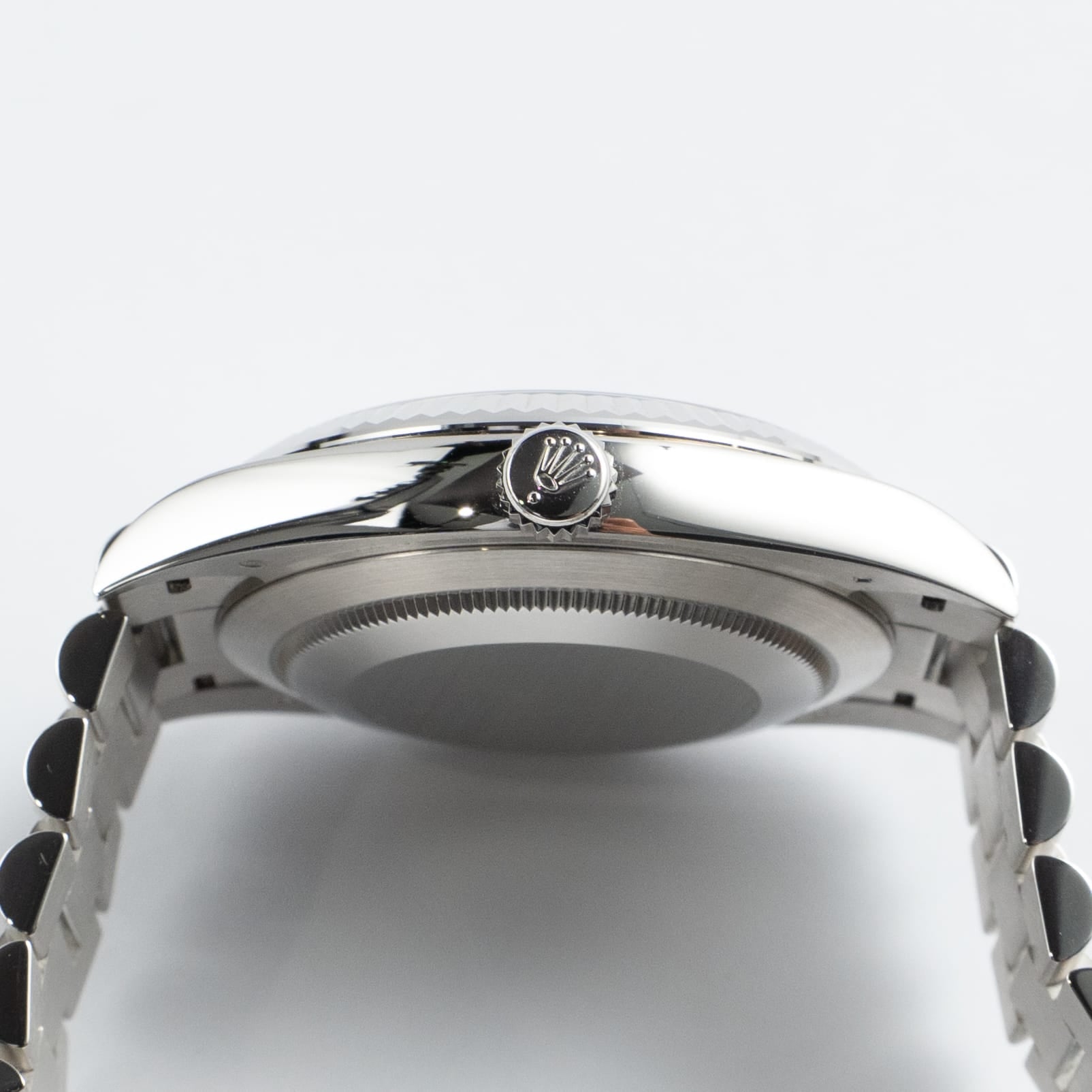Umbraux Date 5104 40mm Platinum Meteorite