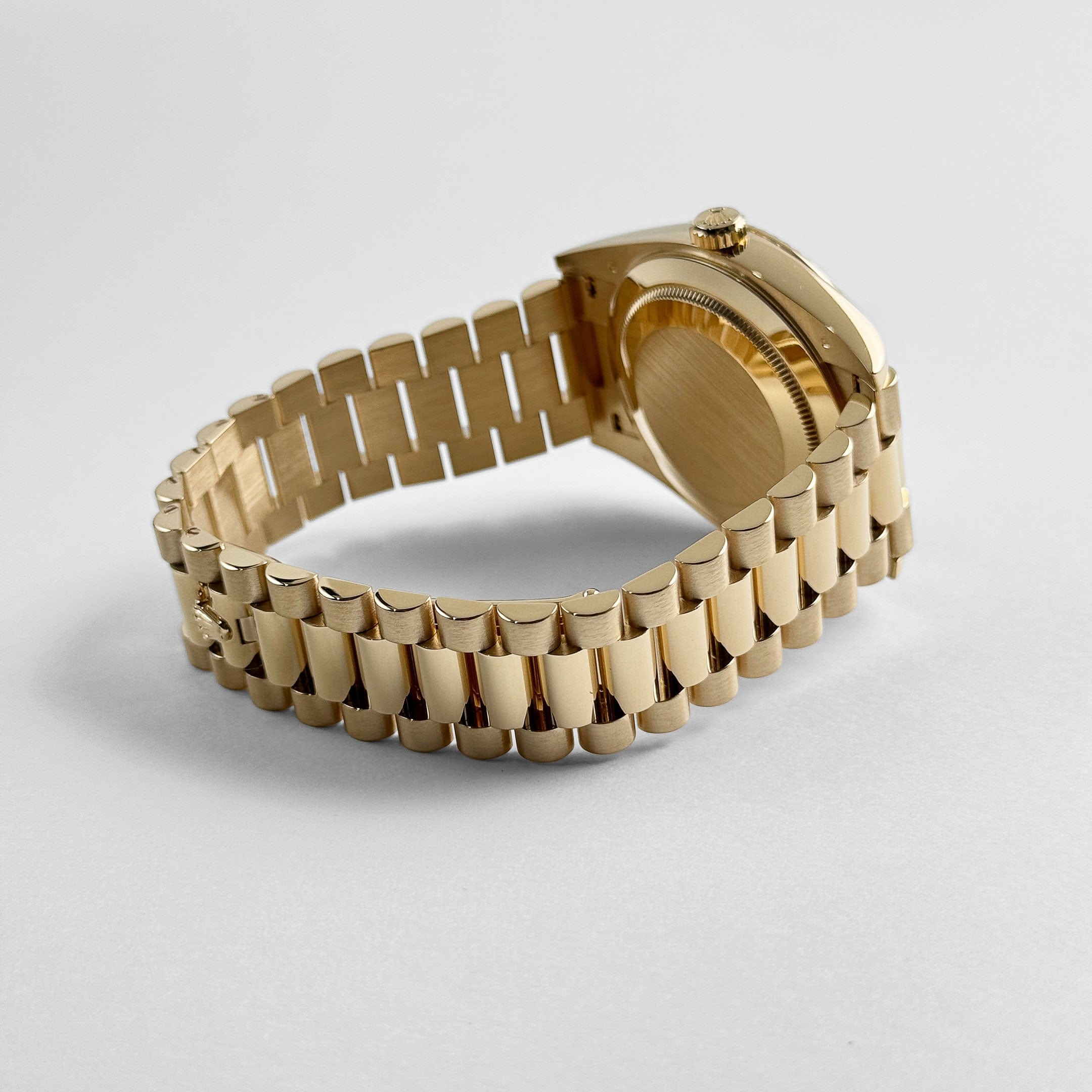 Umbraux Date 5105 40mm Yellow Gold Silver