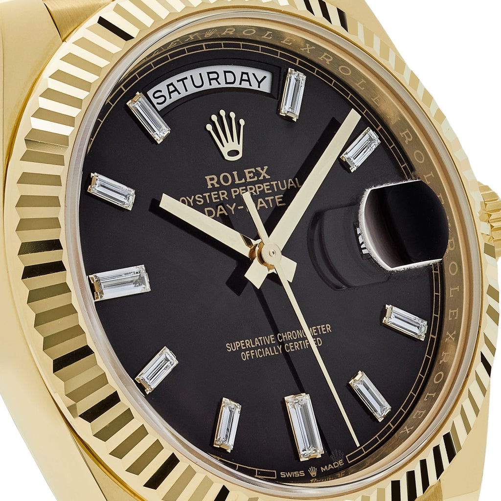 Umbraux Date 5105 40mm Yellow Gold Black