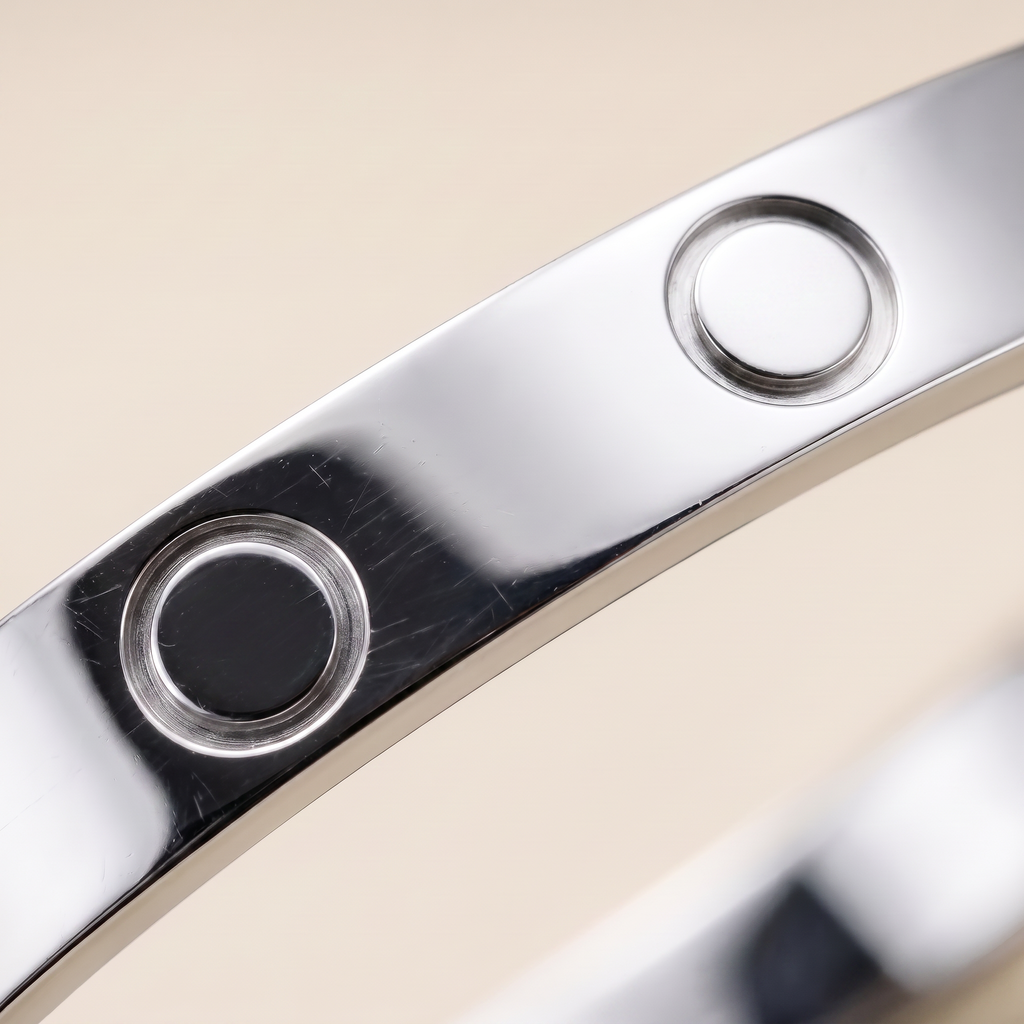 Umbraux Serment Bracelet – White Gold